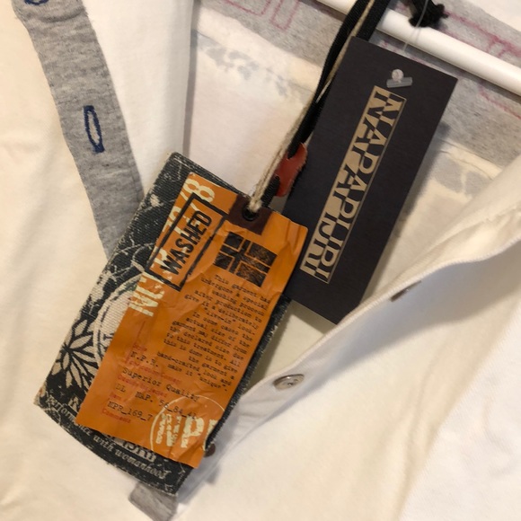 NWT Rare Vintage Napapijri Women's Polo Shirt - Picture 5 of 8